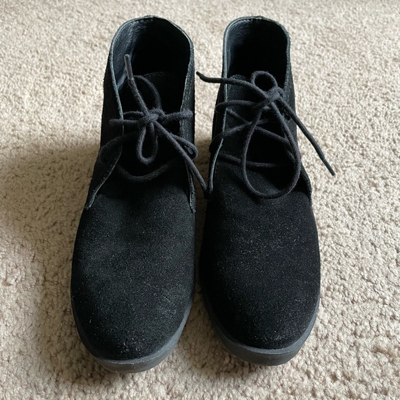 Lucky Brand Leather Suede Black Lace Up Ankle Booties - Picture 3 of 10